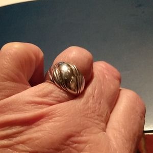 Ladies sterling silver domed ring